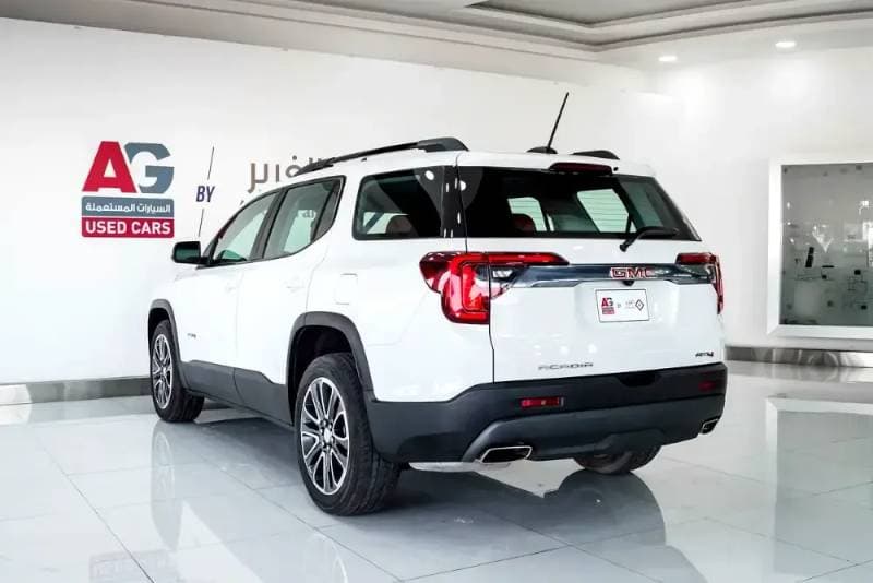 2023 GMC Acadia thumbnail 6
