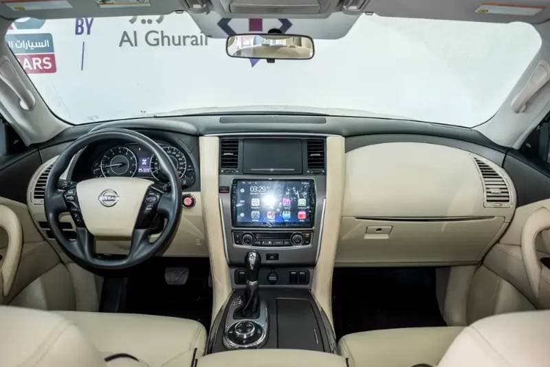 2023 Nissan Patrol thumbnail 10