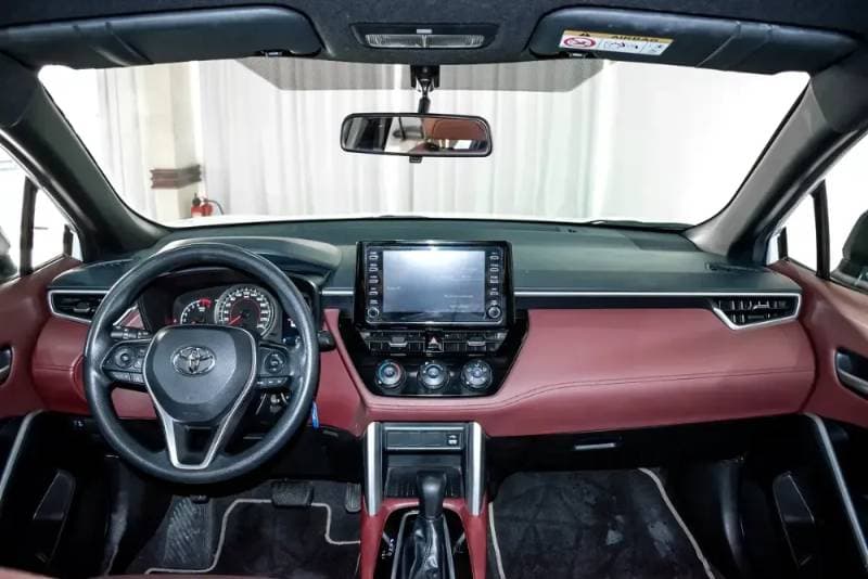 2024 Toyota Corolla Cross thumbnail 8