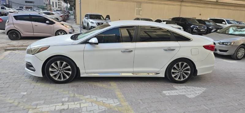 2015 Hyundai Sonata thumbnail 2