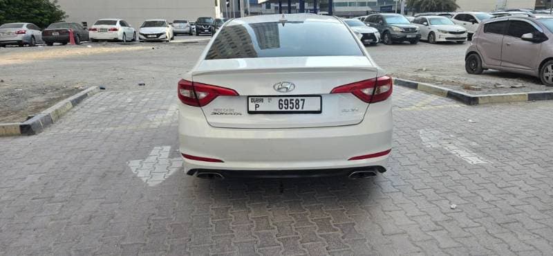 2015 Hyundai Sonata thumbnail 4