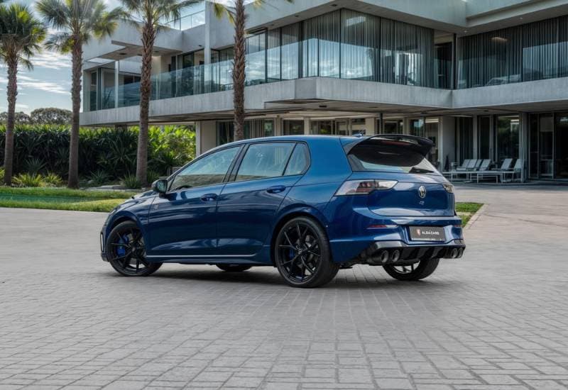 2026 Volkswagen Golf thumbnail 3