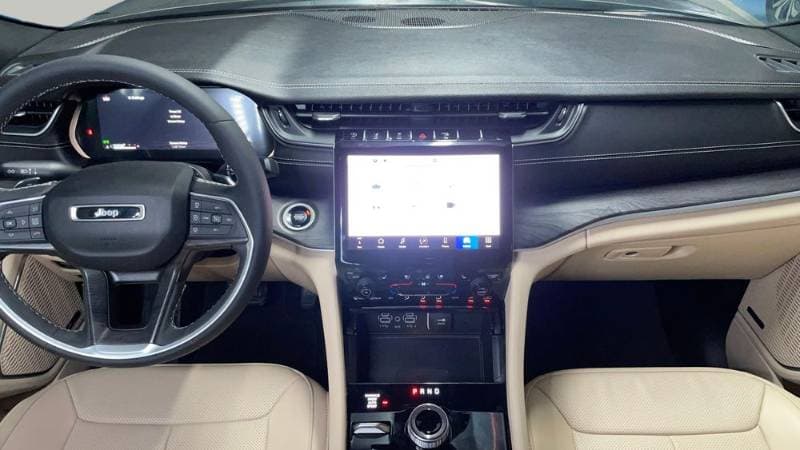 2024 Jeep Grand Cherokee L thumbnail 6