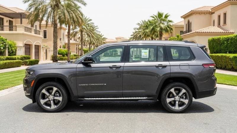 2024 Jeep Grand Cherokee L thumbnail 4