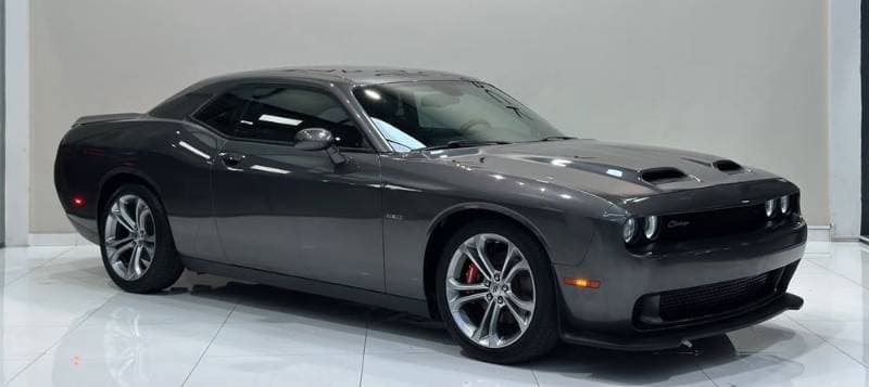 2022 Dodge Challenger thumbnail 2