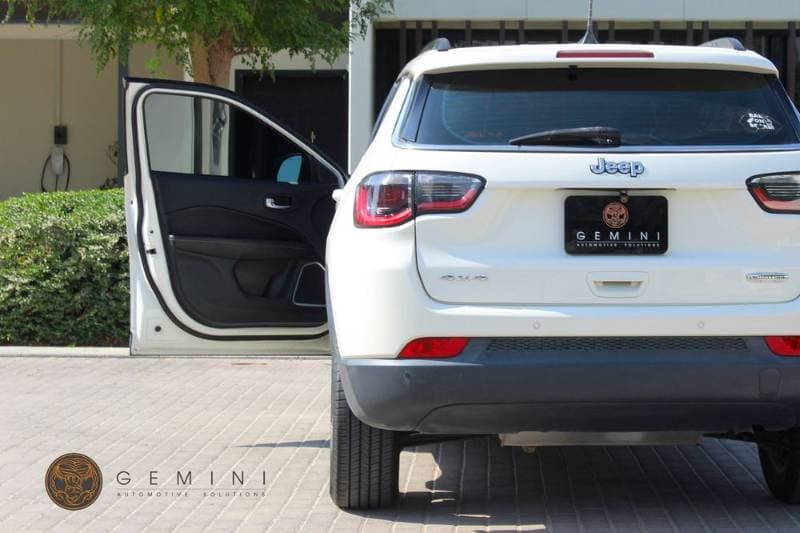 2021 Jeep Compass thumbnail 9