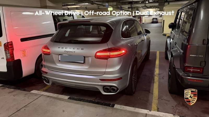 2016 Porsche Cayenne thumbnail 3