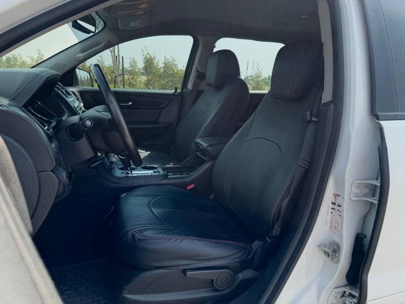 2016 GMC Acadia thumbnail 4