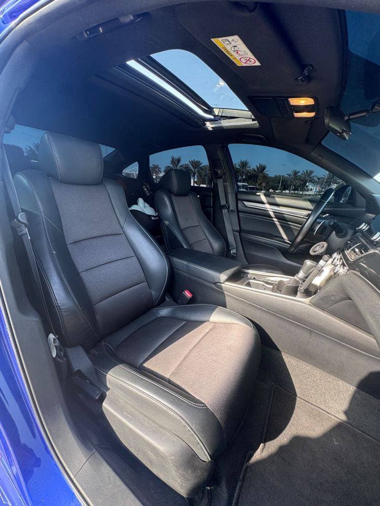 2018 Honda Accord thumbnail 4