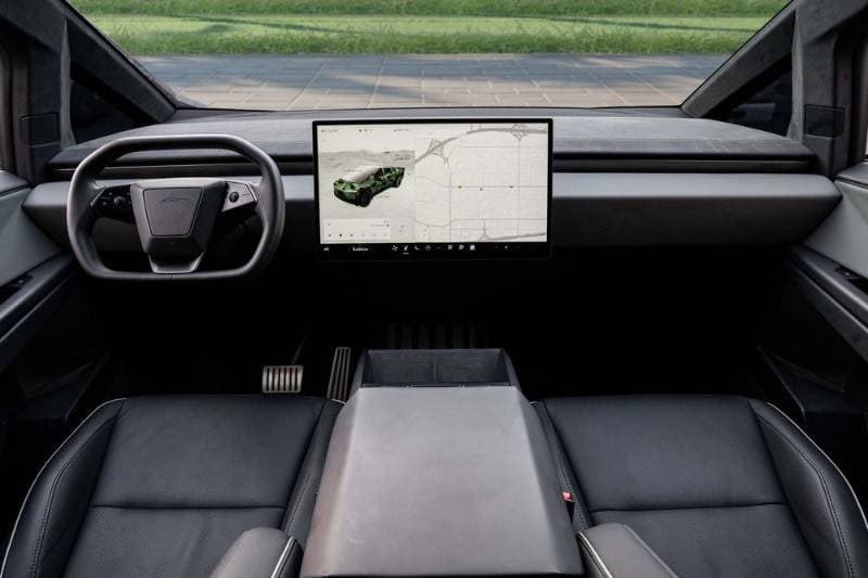 2026 Tesla Cybertruck thumbnail 8