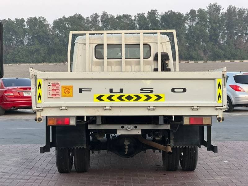 2022 Mitsubishi Canter thumbnail 5