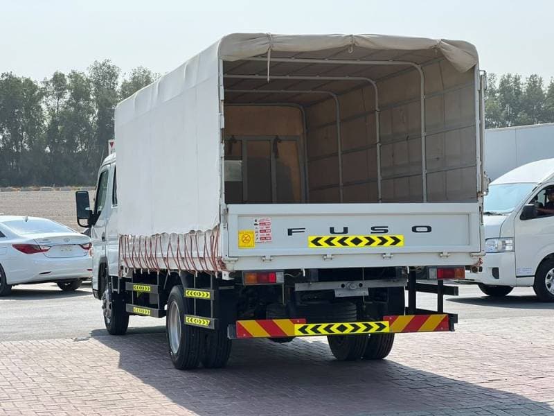 2022 Mitsubishi Canter thumbnail 4