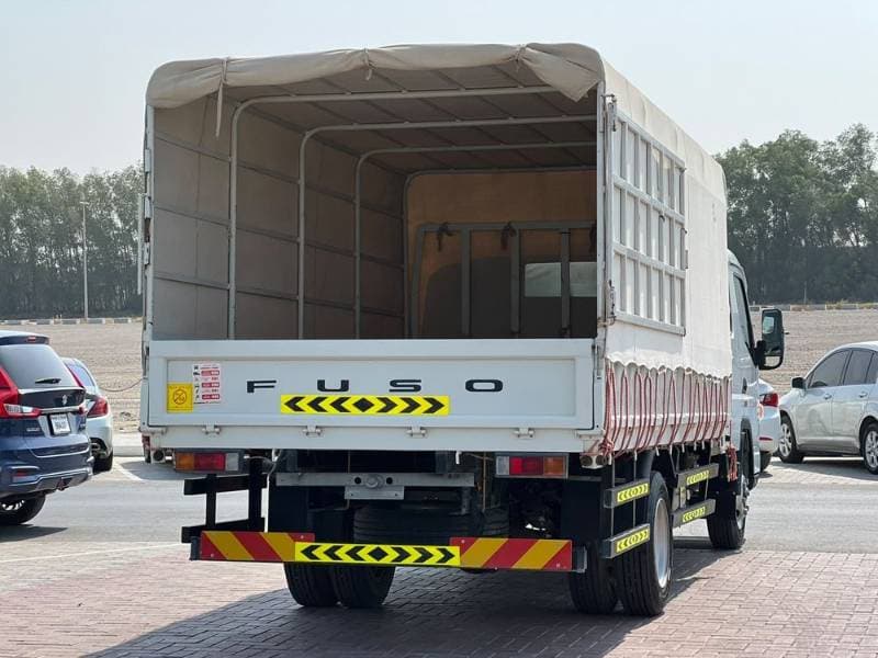 2022 Mitsubishi Canter thumbnail 6
