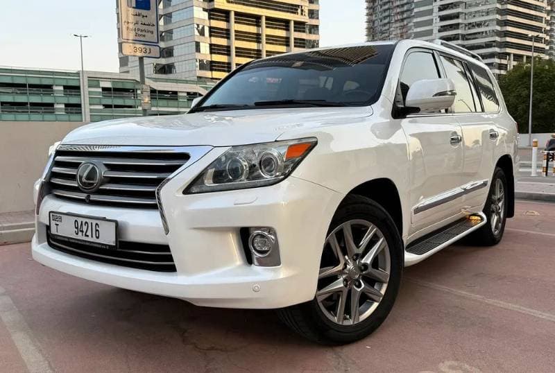 2014 Lexus LX 570 thumbnail 3