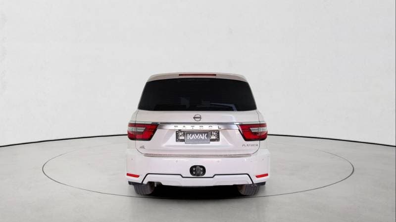 2020 Nissan Patrol thumbnail 5