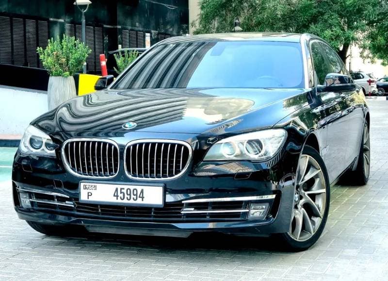 2015 BMW 7 Series thumbnail 3