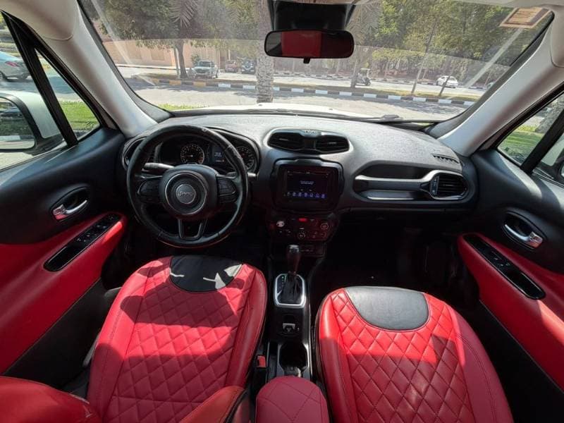 2018 Jeep Renegade thumbnail 10