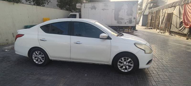 2015 Nissan Sunny thumbnail 3
