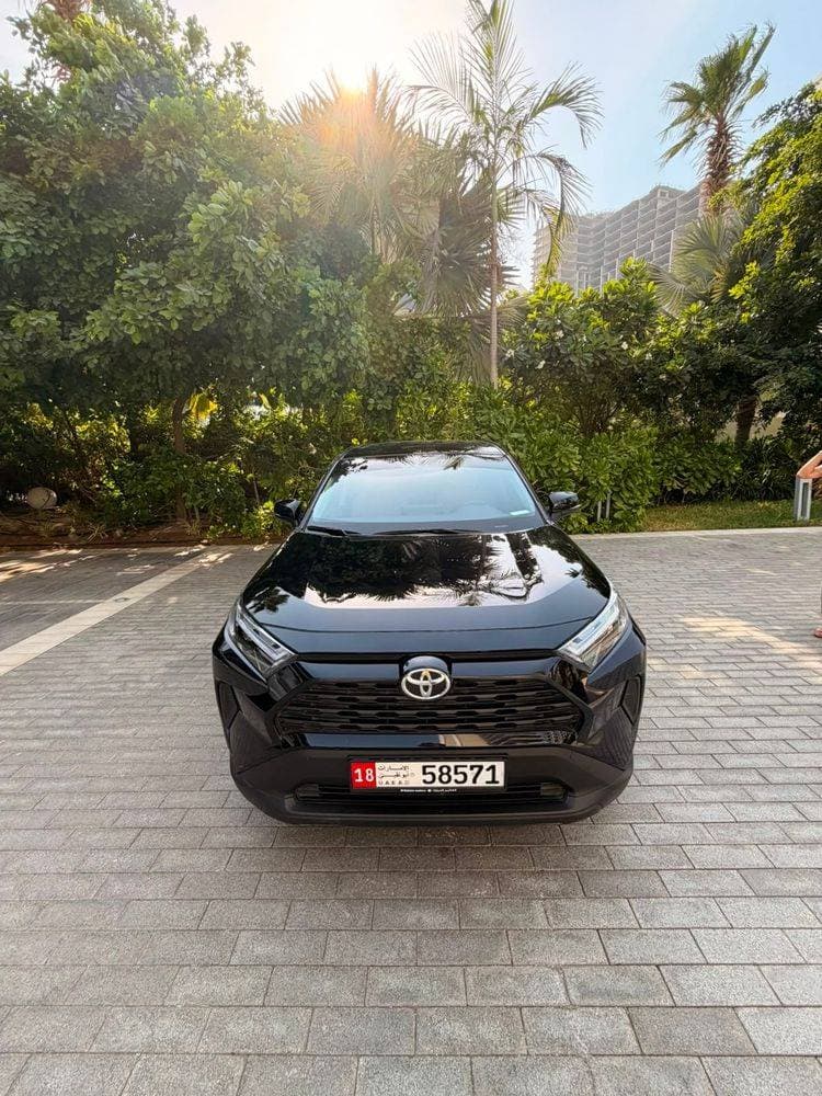 2025 Toyota Rav4 thumbnail 5