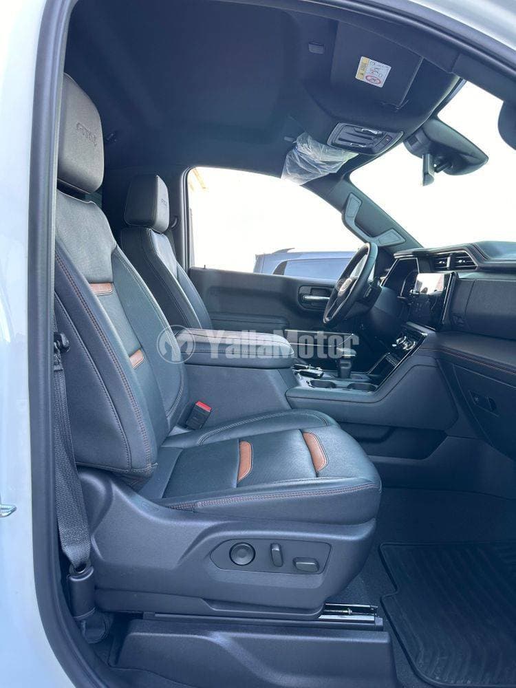 2023 GMC Sierra thumbnail 7