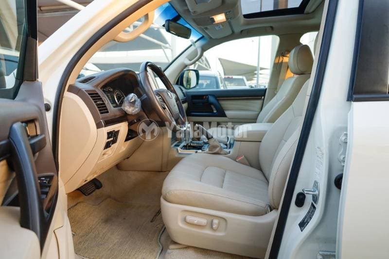2021 Toyota Land Cruiser thumbnail 5