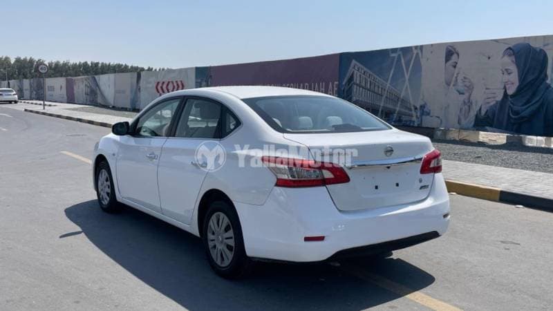 2014 Nissan Sentra thumbnail 6