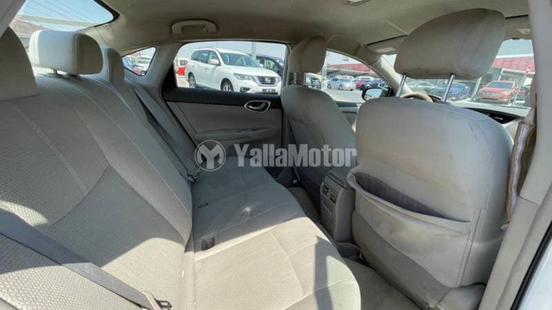 2014 Nissan Sentra thumbnail 9