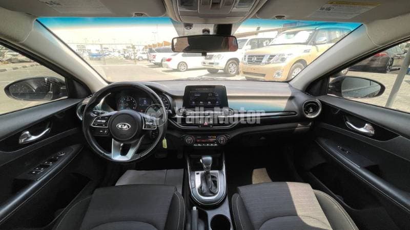 2019 Kia Forte thumbnail 9