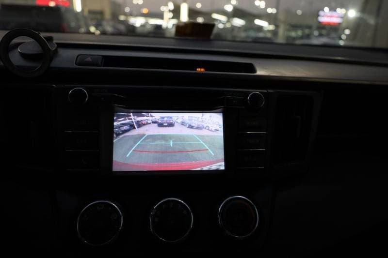 2016 Toyota Rav4 thumbnail 4