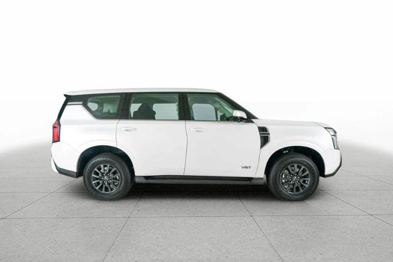 2025 Nissan Patrol thumbnail 2