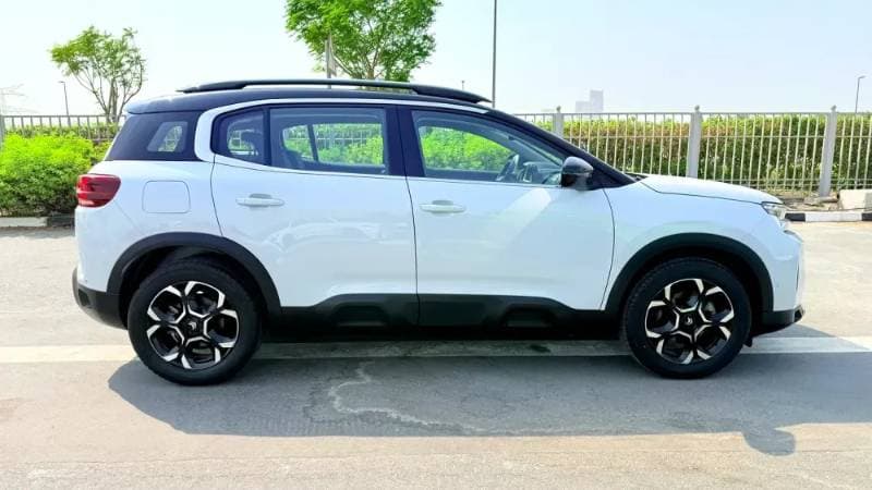 2025 Citroen C5 Aircross thumbnail 4