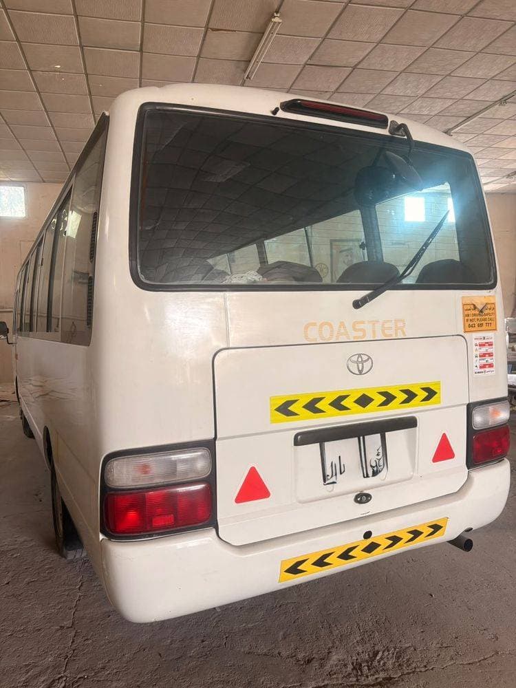 2014 Toyota Coaster thumbnail 2