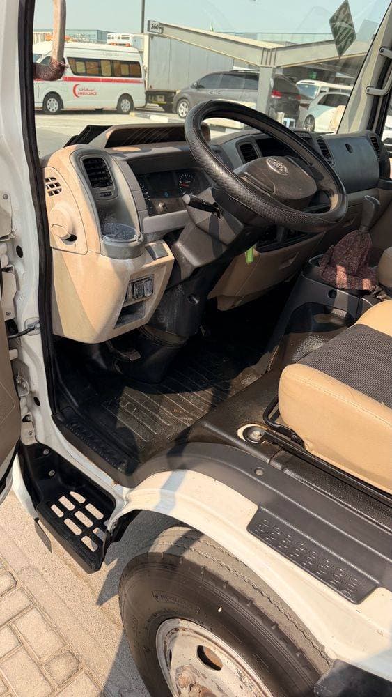 2022 Ashok Leyland Partner thumbnail 7
