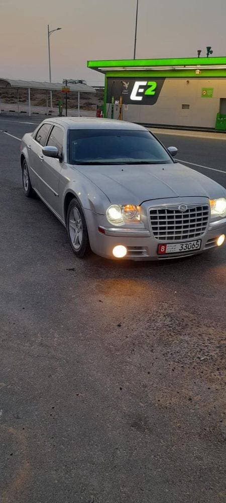 2008 Chrysler 300C thumbnail 2
