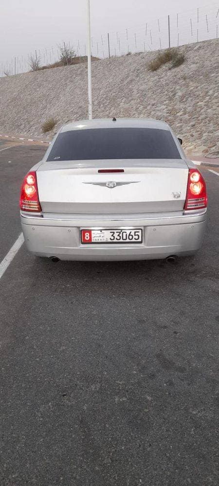 2008 Chrysler 300C thumbnail 3