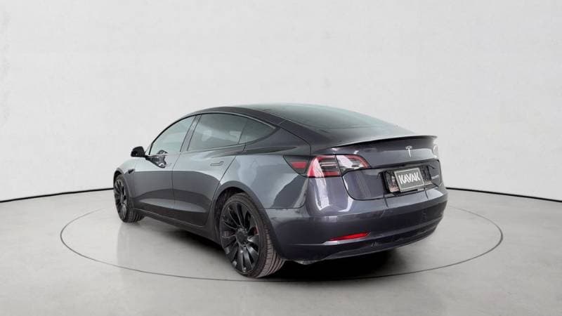 2022 Tesla Model 3 thumbnail 5
