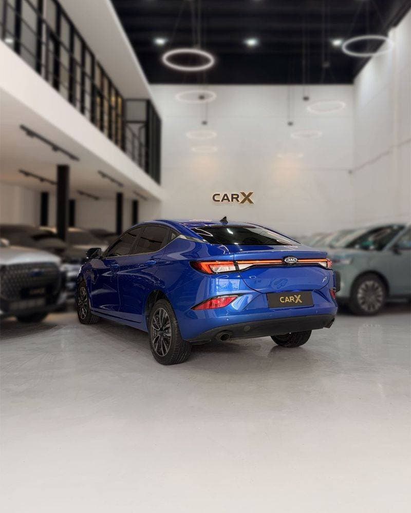 2023 JAC J7 Sportback thumbnail 4