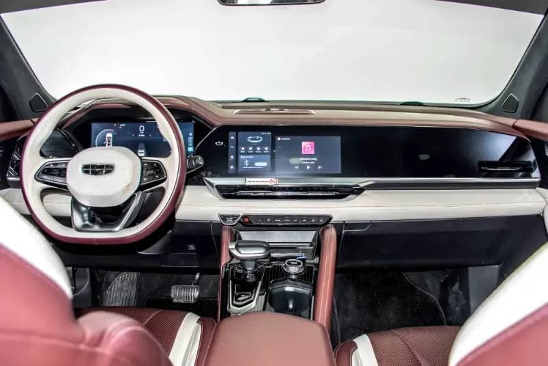 2024 Geely Monjaro thumbnail 10