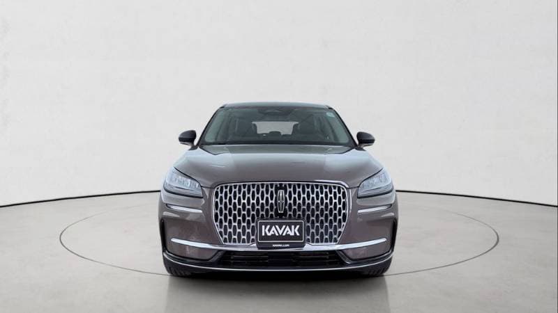 2025 Lincoln Corsair thumbnail 2