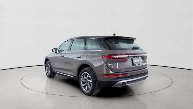 2025 Lincoln Corsair thumbnail 5