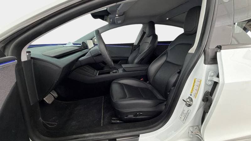 2024 Tesla Model 3 thumbnail 7