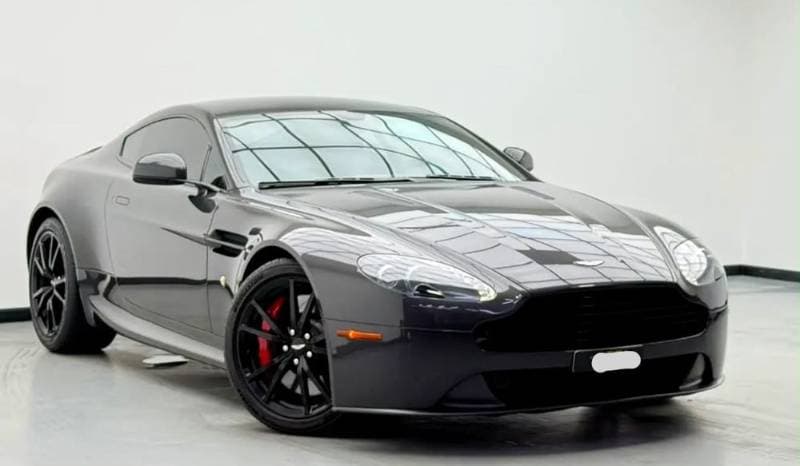 2014 Aston Martin Vantage thumbnail 2