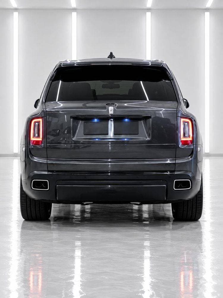 2022 Rolls Royce Cullinan thumbnail 3