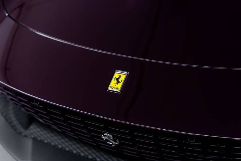 2021 Ferrari Roma thumbnail 10