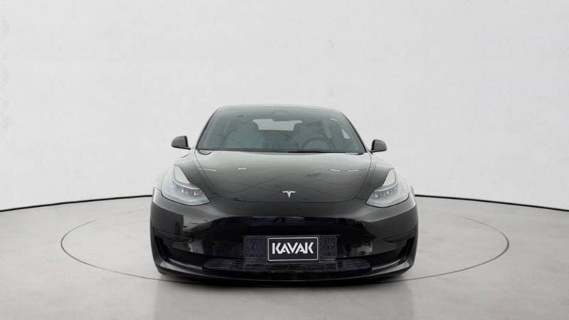 2023 Tesla Model 3 thumbnail 2