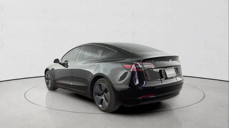 2023 Tesla Model 3 thumbnail 4