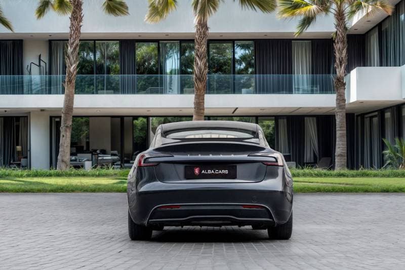 2025 Tesla Model 3 thumbnail 5