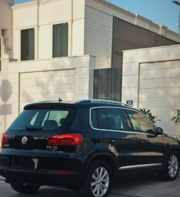 2013 Volkswagen Tiguan thumbnail 3