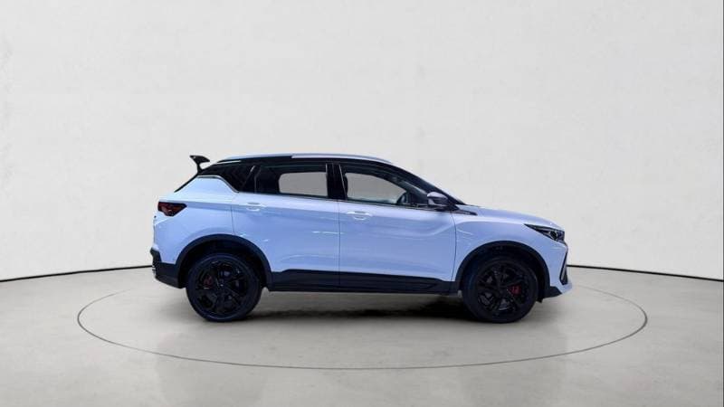 2025 Geely Coolray thumbnail 3