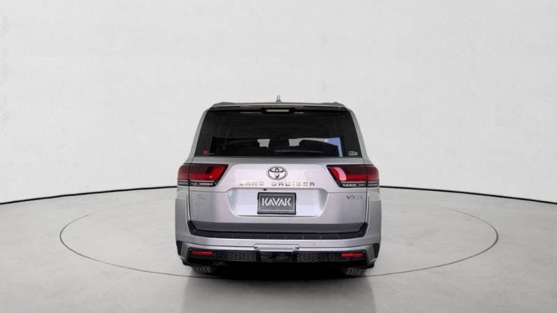 2025 Toyota Land Cruiser thumbnail 5